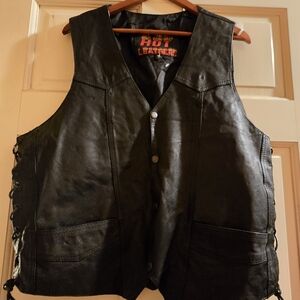 Hot Leathers Black Men's Vest